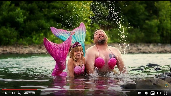 Sweet dad wore mermaid tail to make daughter happy on her 8th birthday