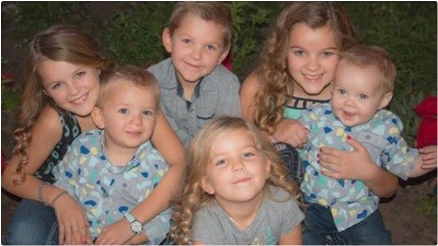 2 children of family of 8 died in horrible car crash [everyone wore seatbelts]