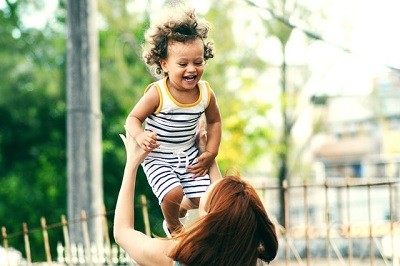 Positive effects of working moms to other family members