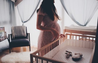 Common Household Toxins to Avoid While Pregnant