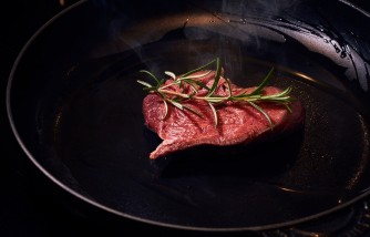 The Benefits Of Using A Carbon Steel Pan