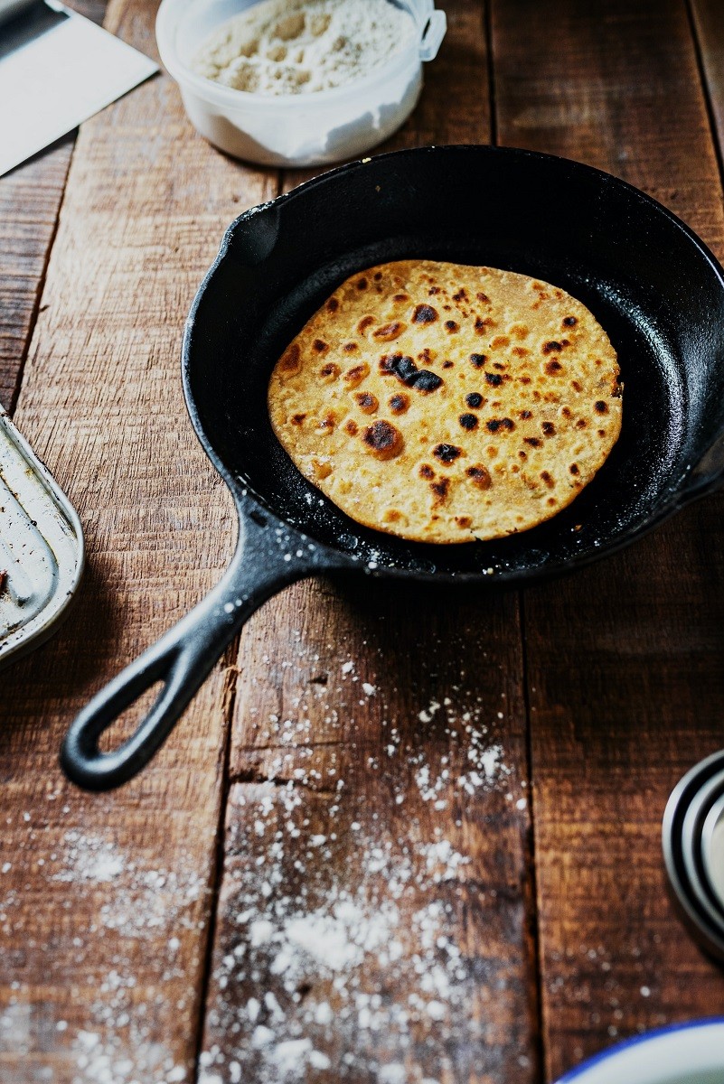 how to clean cast iron, quick and easy