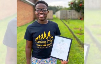 Parent Herald - 12-Year-Old Mowed Lawns for Free and Bought Food From Tips He Received for People in Need