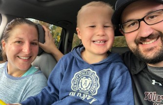 ohio dad runs marathon, give back to hospital, treats his son's cancer