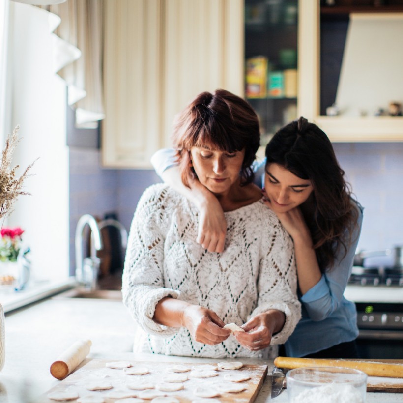 How to Keep a Healthy Mother-Daughter Relationship