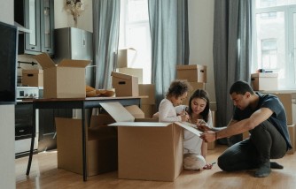 6 Tips to Make Moving with Kids Easier