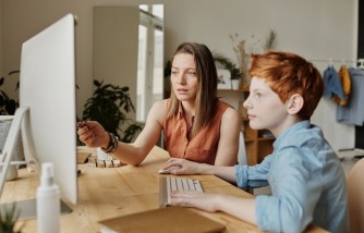 Parents With Kids in Virtual Class Are More Stressed 