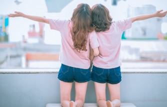 How to Raise Twins to Be Trusted Friends?