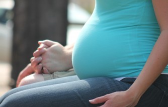 U.S. To Avoid Detaining Pregnant or Nursing Mothers in Immigration