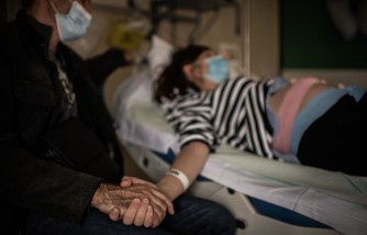 Doctors Sound the Alarm on Rise of Stillbirths in Unvaccinated Pregnant Women