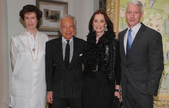 Anderson Cooper Says Mom Gloria Vanderbilt Wanted to Carry His Baby at 85