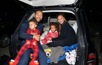 Chrissy Teigen Bathing Naked With Her Children Aghasts Fans; Expert Sound Off on 'Inappropriate' Activity