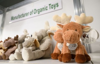 Is Your Child Lining Up Toys? It Could Be an Early Sign of Autism
