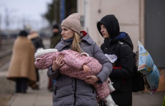 Ukrainian Surrogates Who Escaped War Zone Must Return to Ukraine to Give Birth to Clients' Babies