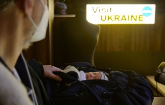 Ukrainian Surrogates Refuse to Flee Ukraine, Leaving Foreign Parents Anxious About Their Babies