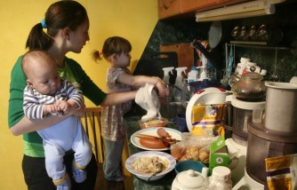 3 Common Pressures of Stay-at-Home Moms