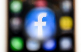 Parental Advisory: Hacking Expert Reveals Five Most Dangerous Facebook Posts