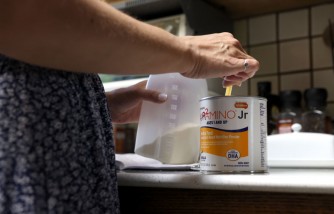 Two Kids Hospitalized in Tennessee Because of Worsening Baby Formula Shortage