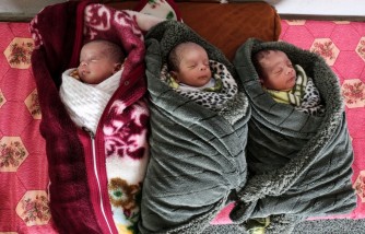 Mom Delivers Triplets While in Medically-Induced Coma