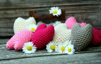 Wooden Cloud Crochet Mobile Clips With Organza Bag Subject to Product Recall, OPSS Reports