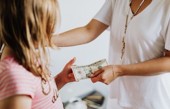 Set up Your Children to Have Healthy Financial Habits ASAP