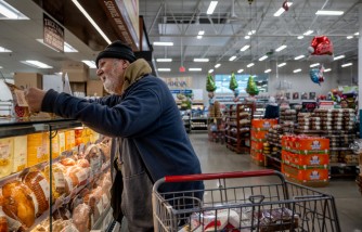 US Inflation Shows Mixed Report; Households Get Relief as Food Prices Drop