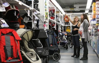 Bed Bath & Beyond's Buy Buy Baby's Auction Struggles to Find New Owner Amidst Bankruptcy 