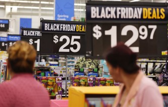 Black Friday Breaks Records with $9.8 Billion E-commerce Boom - Consumers Flock Online for Best Deals