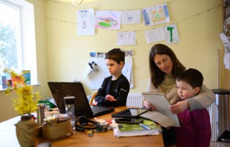 How Parents Can Help With Homework (Without Taking Over)