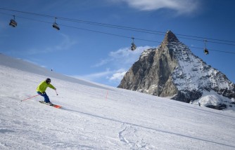 Avalanche Near Swiss Resort of Zermatt Claims the Lives of American Teenager and 2 Others
