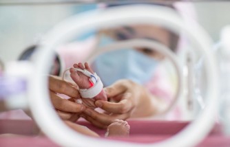 Chicago Newborn Baby Weighing 1 Pound Overcomes Premature Birth Challenges, Goes Home Healthy