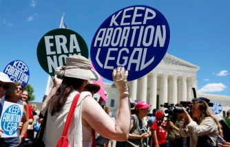 Texas Senate Bill 8 Bans Early Abortions, Linked to Rise in Infant and Newborn Deaths; Study