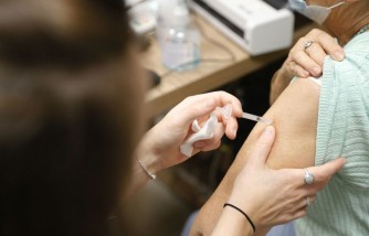 CDC Urges Vaccinations This Autumn Amid Rising Covid Cases 