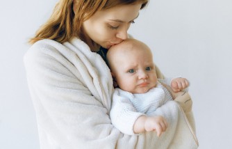 Ways to Support Moms After Giving Birth